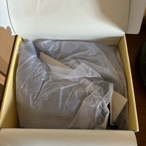 Cosy Island SleekKnit Pointed Toe Sock Ankle Boots - Picture 9 of 10